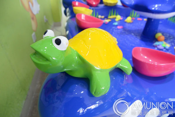 海洋鱼池儿童游乐设备小乌龟装饰